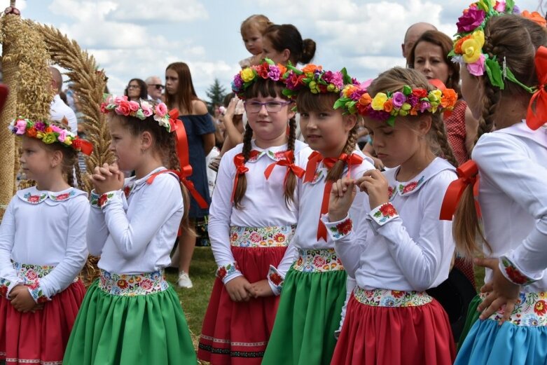   Dożynki powiatowe 2022: Przegląd artystyczny 