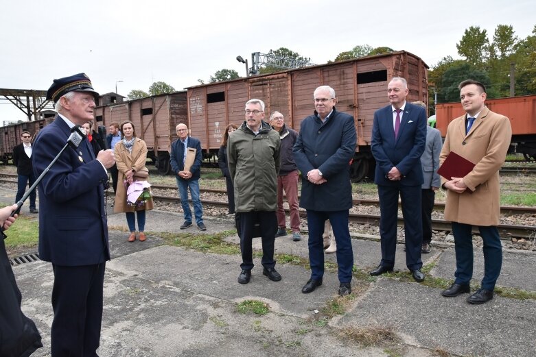   Od 35 lat propagują historię kolei 