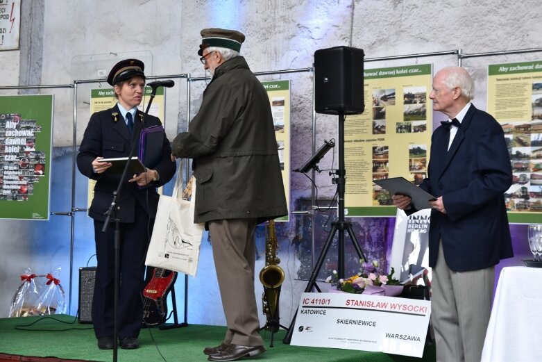   Od 35 lat propagują historię kolei 