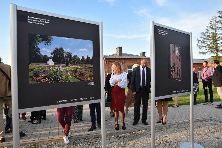   Wrażenia z Gery. Wystawa fotografii otworzyła święto kwiatów 