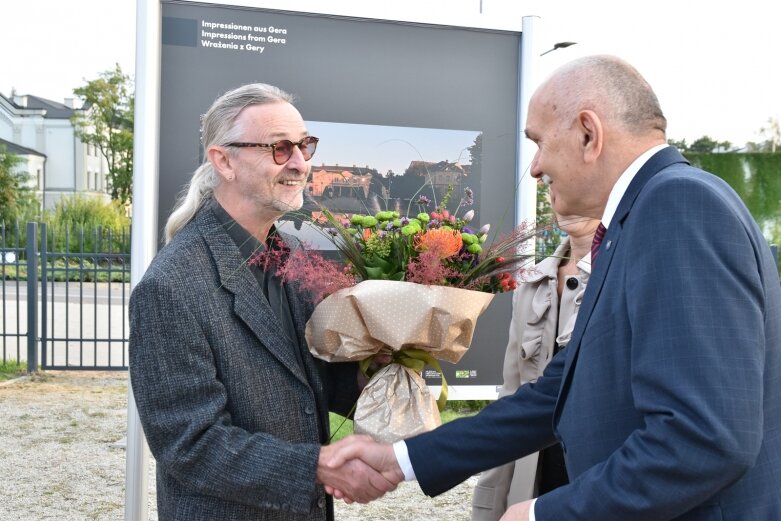   Wrażenia z Gery. Wystawa fotografii otworzyła święto kwiatów 