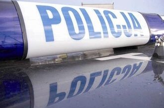 Śmierć policjanta w komendzie w Skierniewicach. Śledczy badają, czy doszło do samobójstwa