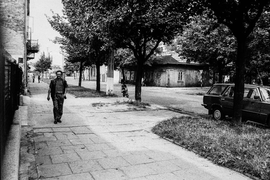 Ulica Batorego róg Stanisławskiej (dziś św. Stanisława) w roku 1986. 