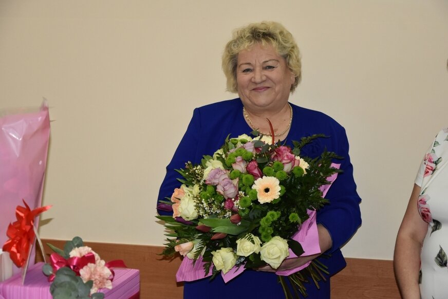 Mieszkańcy podziękowali Halinie Kamińskiej za ponad trzy dekady pracy sołtysa 
