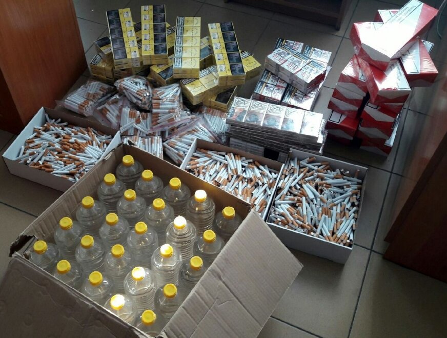 Nielegalne papierosy i alkohol