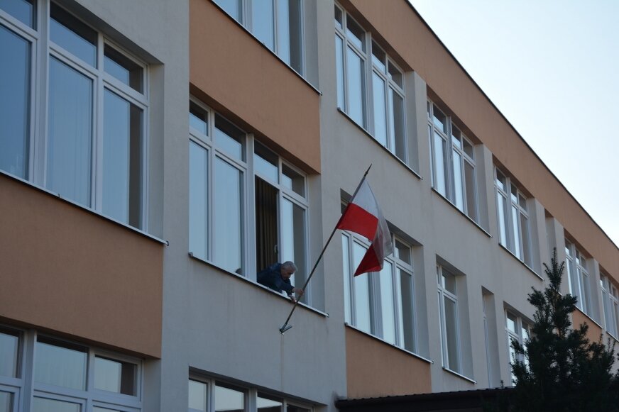 Strajkują nauczyciele 33 szkół w powiecie żyrardowskim