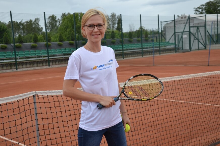 – Chcemy by było to miejsce przyjazne dla całych rodzin, by wzbudzać w dzieciach pasję sportową – mówi Weronika Makar, menadżerka Akademii Tenisowej Tenis Kozerki. 