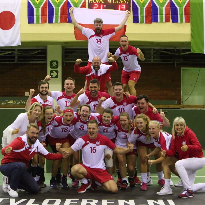 Polska reprezentacja tuż po zakończeniu mistrzostw.  