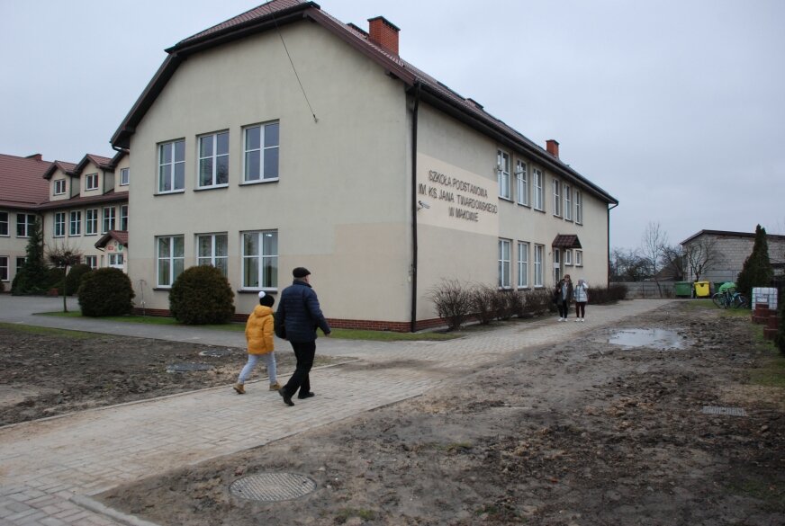 Żłobek zajmie jedno skrzydło budynku po gimnazjum. 