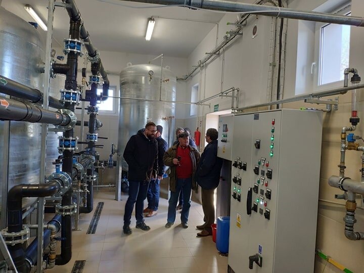 Niedawno oddana do użytku stacja uzdatniania wody w Jeżowie.   