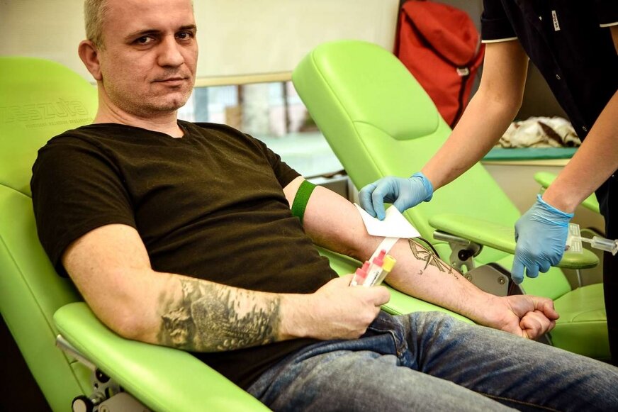 Pan Andrzej jest krwiodawcą od 24 lat. 
