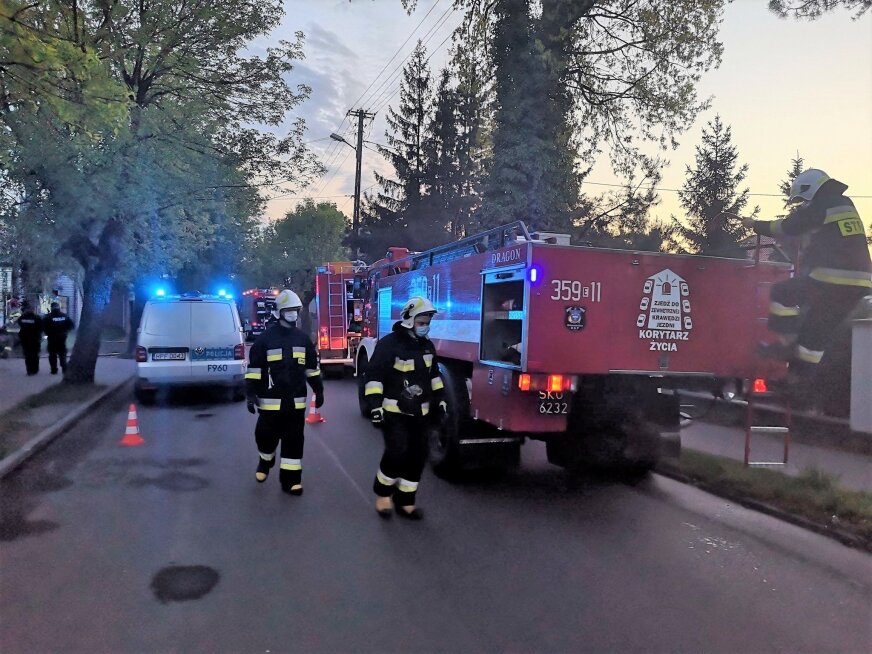Podpalił kontener i dwa samochody w Skierniewicach