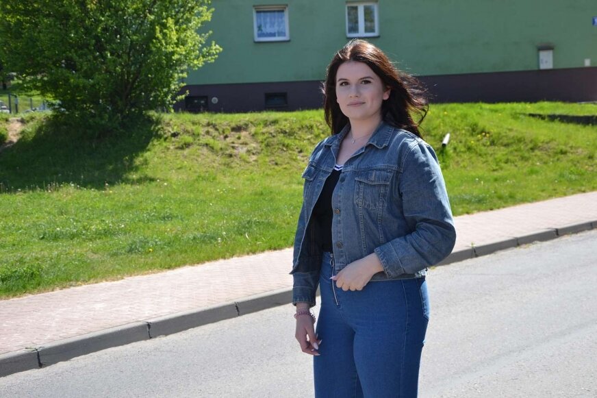 Wiktoria Szmulska dziś jest wolontariuszką Świetlicy, pomaga dzieciom w nauce.