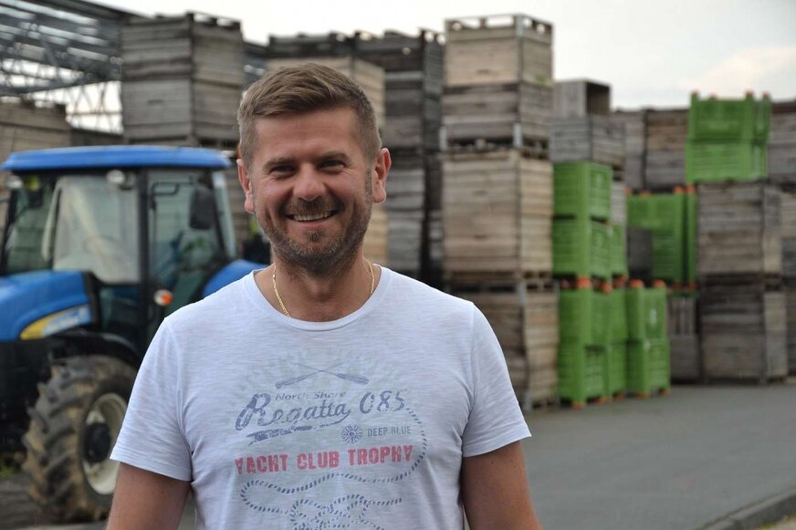 Daniel Wasilewski z zawodu muzyk, rozwija rodzinny biznes w Cielądzu.