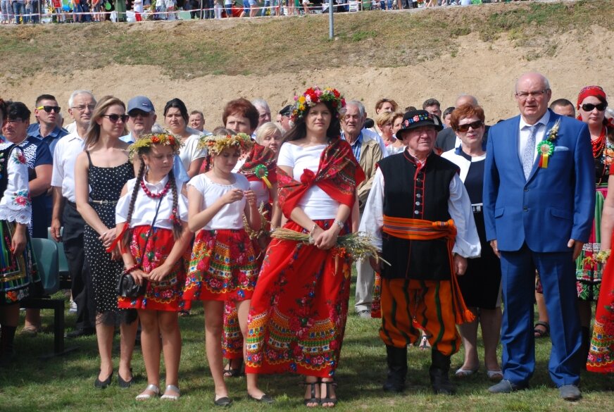 W ubiegłym roku liczna reprezentacja gminy Maków gościła na dożynkach w Słupi.  