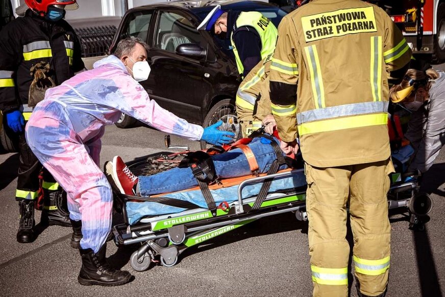 Rawianka potrąciła rowerzystę w centrum Skierniewic