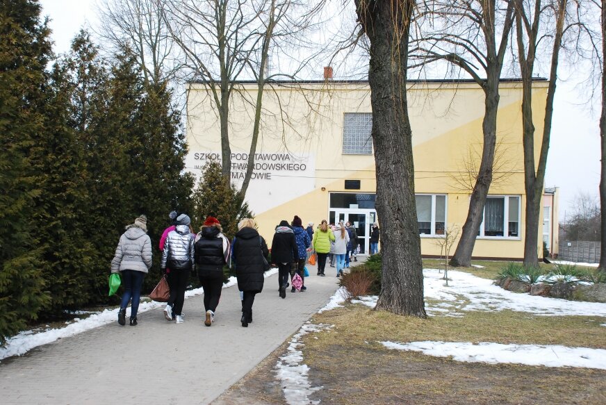 Mała szkoła w Makowie przejdzie termomodernizację. 