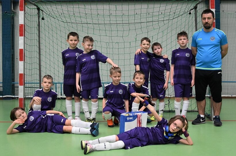 Za nami turnieje piłkarskie z udziałem najmłodszych adeptów piłki nożnej z klubu Unia Skierniewice. 