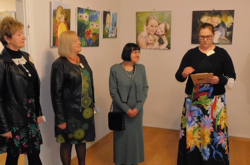 W Galerii U Nas w Puszczy Mariańskiej można oglądać wystawę prac malarskich Hanny Gancarczyk. 