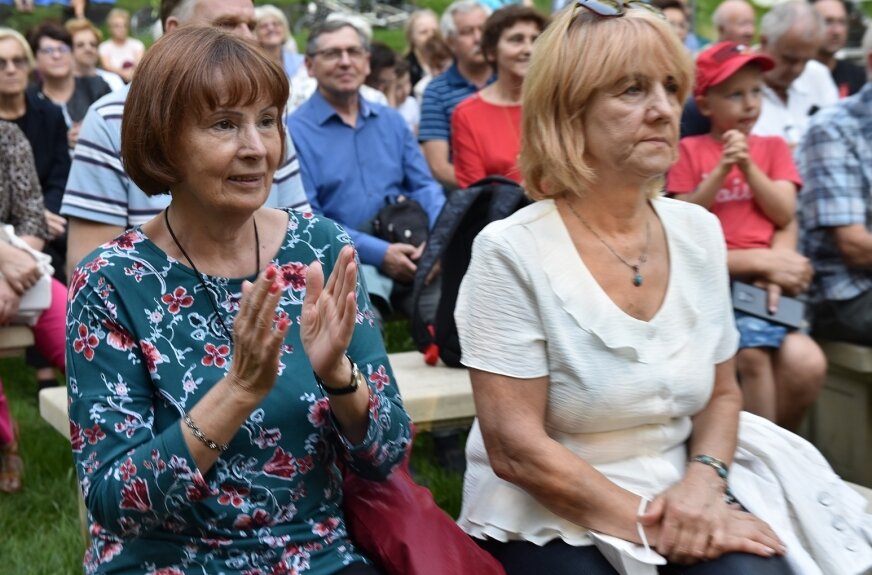 Publiczność wysłuchała w parku włoskich melodii, znanych, przyjemnych dla ucha. 
