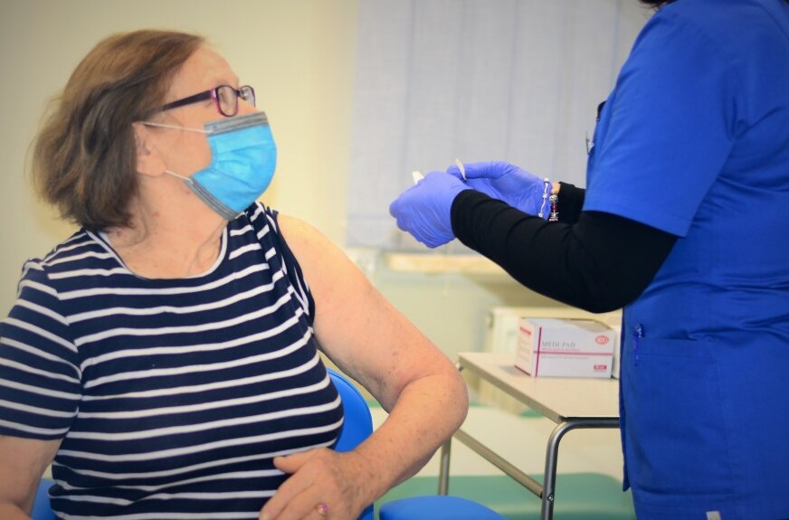 Ponad 400 osób zaszczepionych w Skierniewicach  trzecią dawką