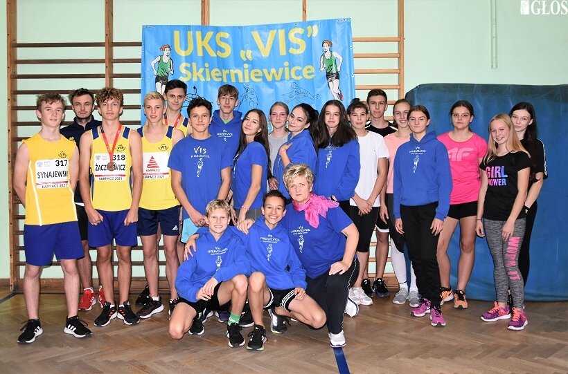 Lekkoatleci z UKS Vis co roku znajdują się w zestawieniu, dobra praca z młodzieżą przynosi wyniki.

 