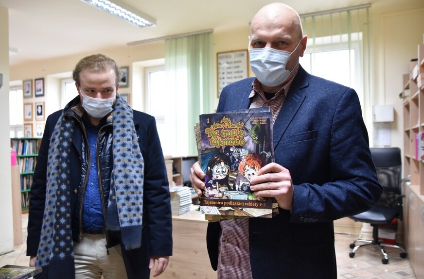 Zadowolenia z darów nie kryje Paweł Felczyński, bibliotekarz w ZSSO, który zainicjował akcję zbiórki komiksów. 