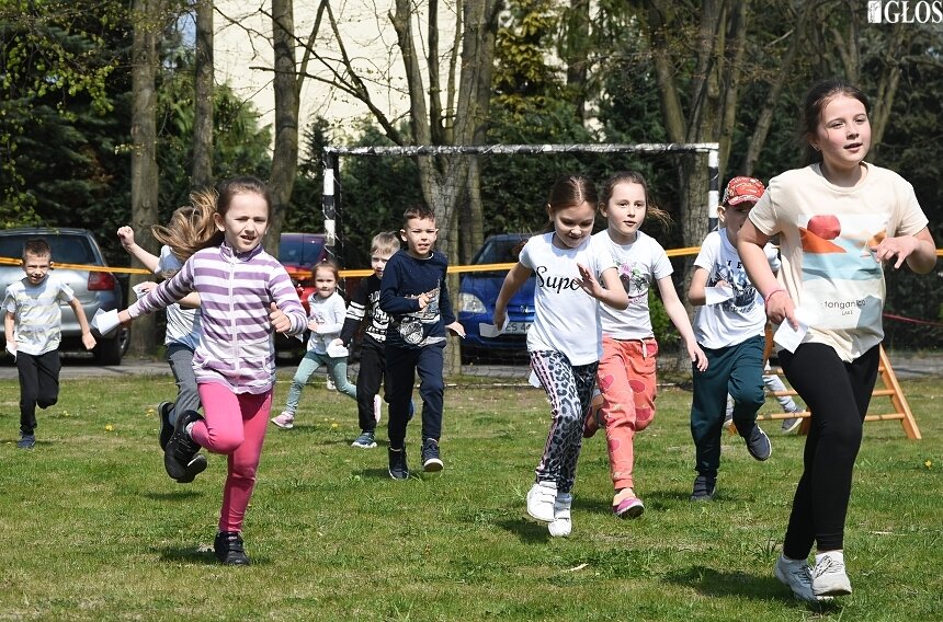 Bieg Przełajowy o Puchar Dyrektora Szkoły Podstawowej nr 7 odbył się na terenie położonym przy placówce. 