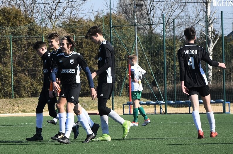 Młodzieżowe zespoły MLKS Widok Skierniewice powróciły do treningów. 