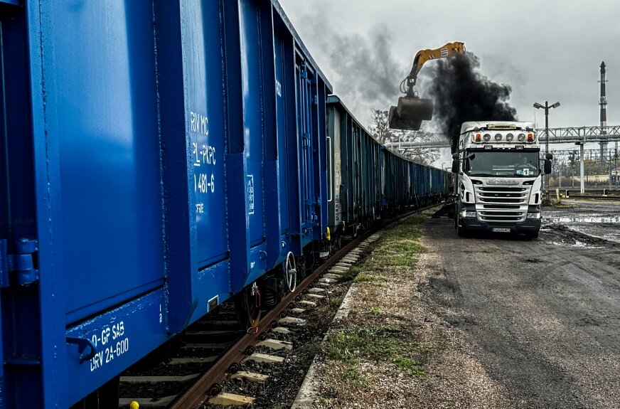 Kolumbijski węgiel  dotarł do Skierniewic. Miasto rusza ze sprzedażą