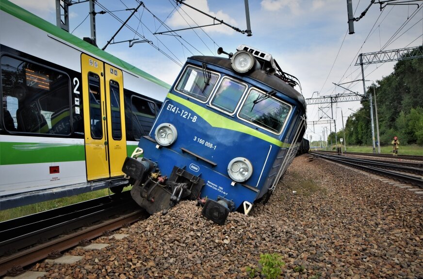 Paraliż na torach. Zderzenie pociągów w Skierniewicach