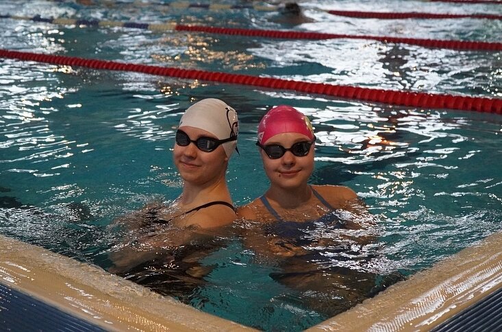 Reprezentantki Polski w pływaniu Weronika Lesiak i Alicja Rodziewicz nie byli brani pod uwagę w procesie przyznawania nagród i wyróżnień. Powód, są za młodzi. 