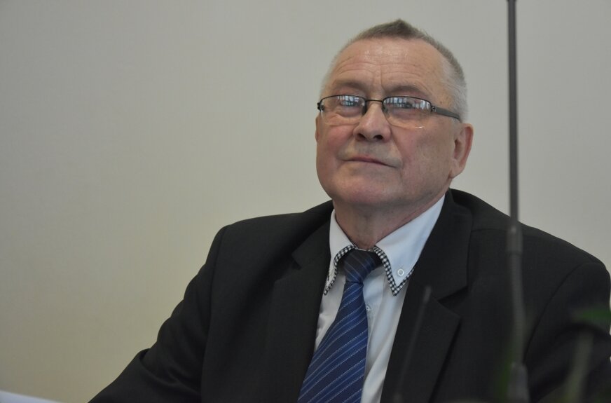 Zbigniew Biernat po raz kolejny w swojej karierze samorządowej zostaje przewodniczącym rady gminy Skierniewice. 