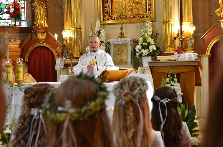 Pierwsza Komunia Święta w kościele św. Mikołaja w Słupi