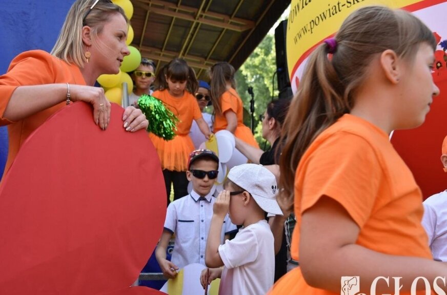 W programie tegorocznego wydarzenia, podobnie jak w poprzednich edycjach, znajdziemy m.in. występy artystyczne uczniów z terenu powiatu skierniewickiego.