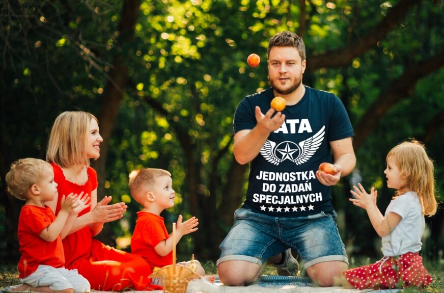 Koszulki z okazji Dnia Ojca – idealny prezent dla taty