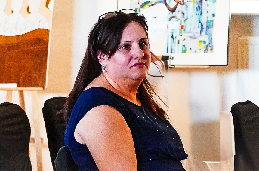 Od początku kadencji burmistrz Słojewska ograniczyła dialog z radą do minimum, mając tylko jeden głos, ale najwyraźniej uznała, że to nie problem, skoro ma bezpośredni mandat od wyborców. Po co rozmawiać, skoro można rządzić?
