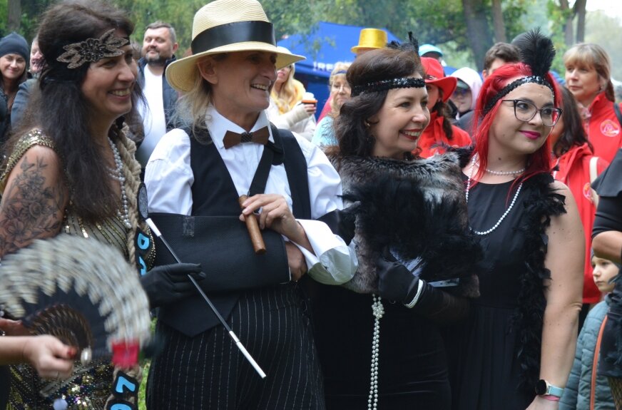 Twardziele i elegantki na otwarciu sezonu morsowania 