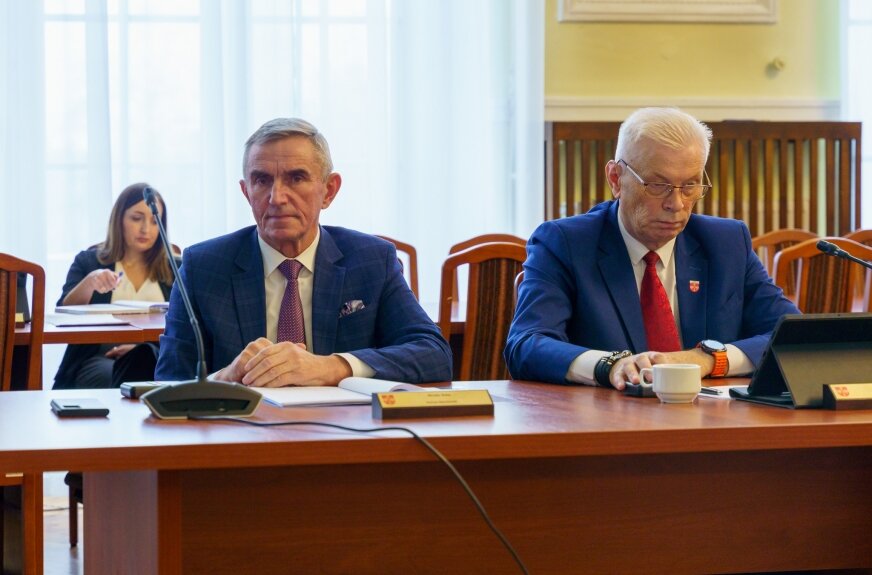 Na zdj. starosta Mirosław Belina, wraz z zastępcą Tadeuszem Grotkowskim. 