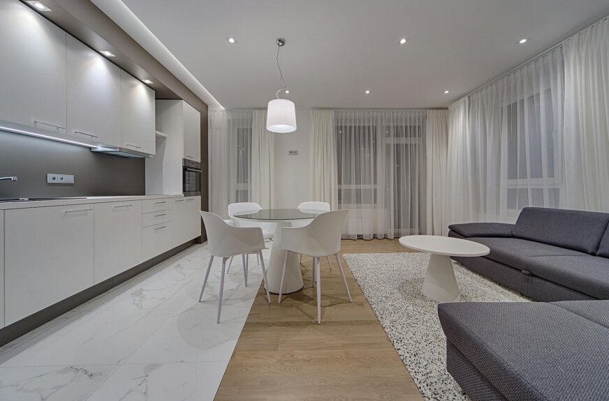 Segmenty w okolicy Warszawy: przewodnik po najlepszych lokalizacjach i inwestycjach mieszkaniowych