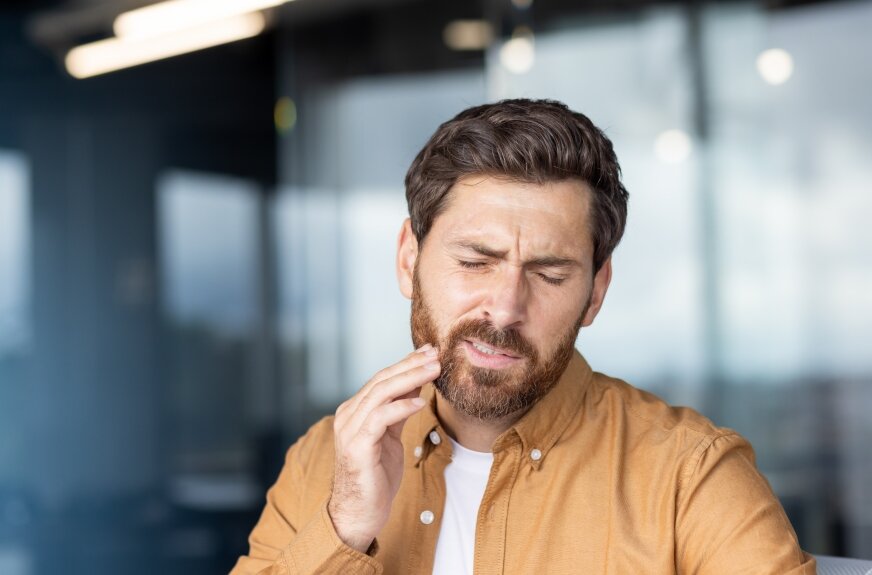 Usuwanie ósemek w Warszawie: wskazania, przebieg i opieka po zabiegu