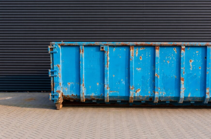 Poradnik: wynajem kontenera na odpady zmieszane w Łodzi
