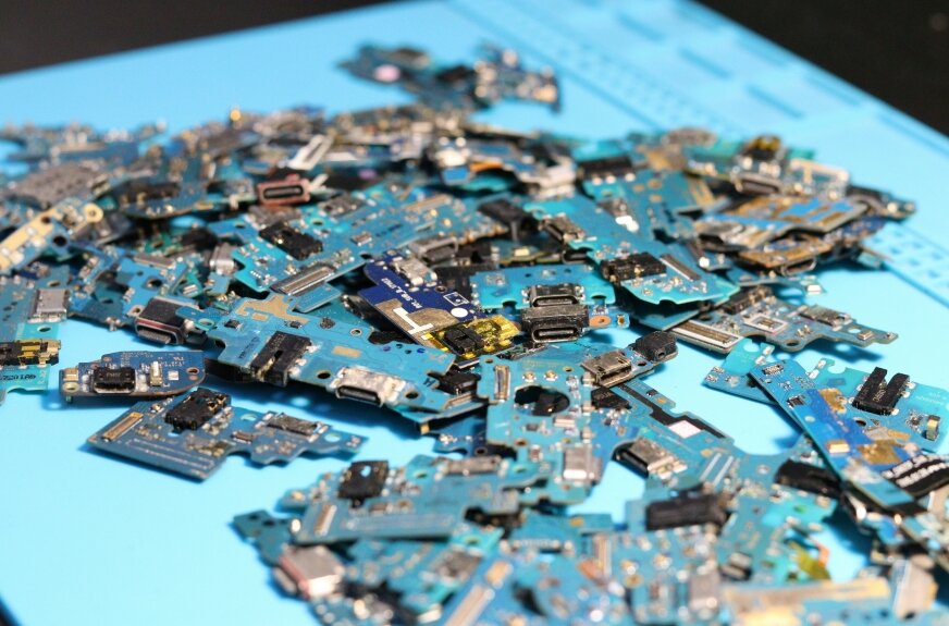 W Twoim domu zalegają elektrośmieci? Elektropaka się nimi zajmie!