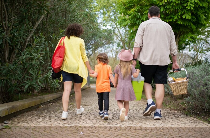 Przewodnik po ogrodzie zoologicznym koło Łodzi: atrakcje i bilety