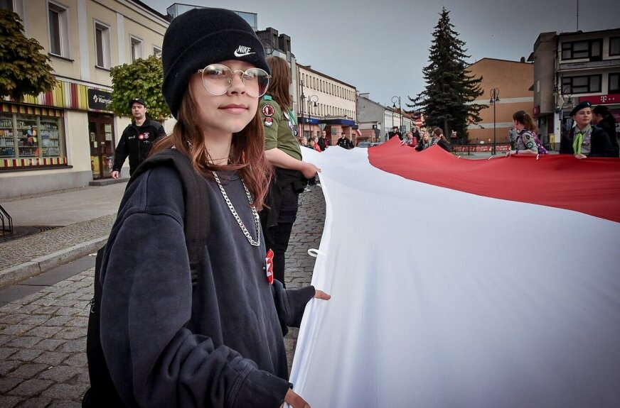 Dzień Flagi miał „wyjąć symbole narodowe z gablot”. Tak rodziło się święto 2 maja