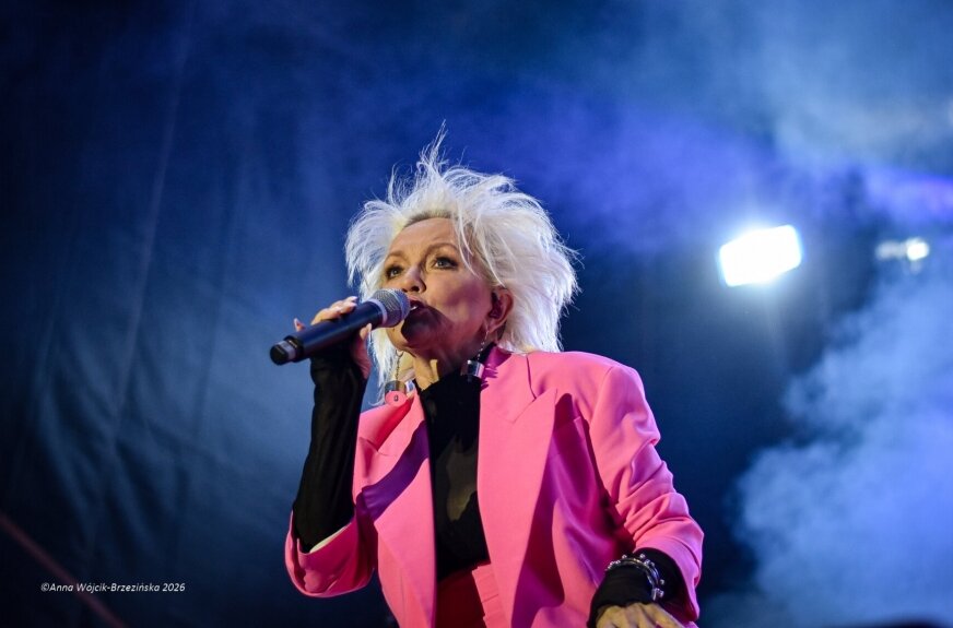 Jubileuszowy, 25. Rock May Festival w Skierniewicach pokazał, że rock wciąż ma siłę, jeśli daje się mu prawdziwą scenę. Wygrał Bazyliszek ze Śląska, publiczność wskazała ten sam zespół, a finał należał do Małgorzaty Ostrowskiej. 