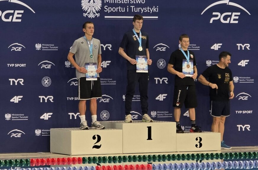 Fenomenalny finał skierniewickiego pływaka. Bartłomiej Karwat ze srebrnym medalem