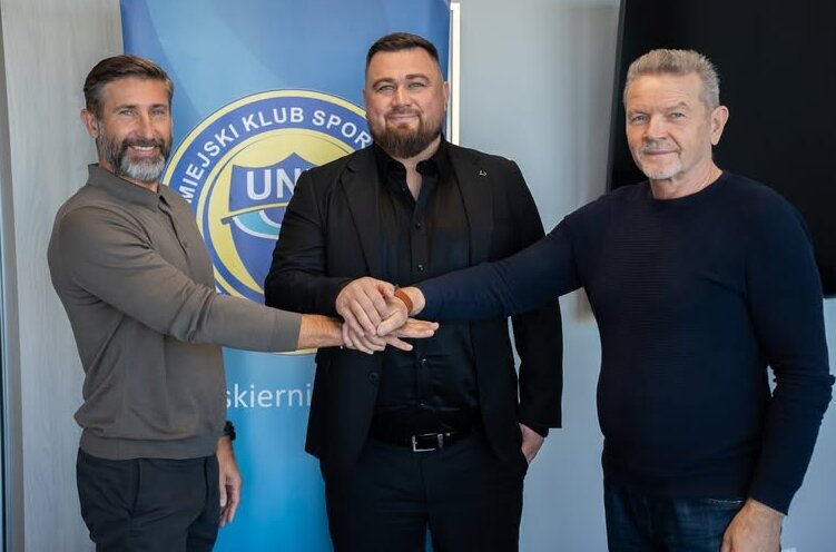 Klub poinformował, że jako dyrektor sportowy 