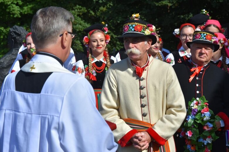  90-lecie Amatorskiego Zespołu Regionalnego z Lipiec Reymontowskich 