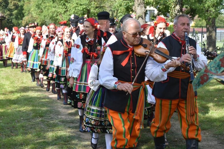  90-lecie Amatorskiego Zespołu Regionalnego z Lipiec Reymontowskich 